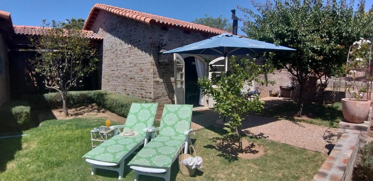 Hartland Garden Suite Oudtshoorn Exterior photo